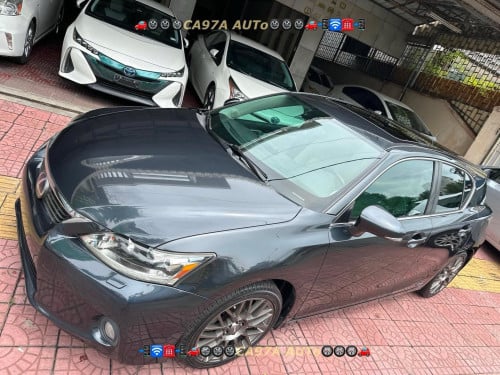 មេឡានកំពូល Lexus CT200H 2011” ប្រផេះ ហ្វូលកប់សេរី full Premium advanced Performance