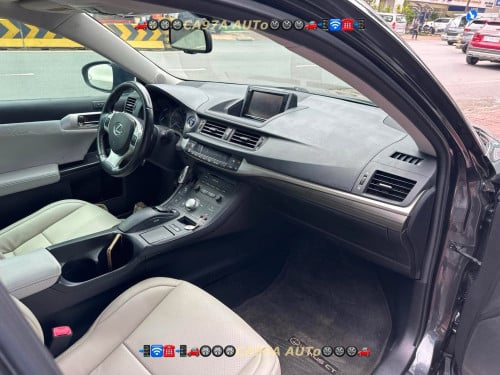 មេឡានកំពូល Lexus CT200H 2011” ប្រផេះ ហ្វូលកប់សេរី full Premium advanced Performance