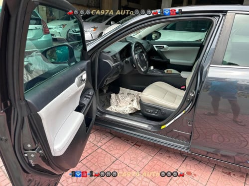 មេឡានកំពូល Lexus CT200H 2011” ប្រផេះ ហ្វូលកប់សេរី full Premium advanced Performance