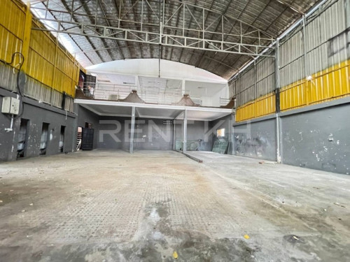 ឃ្លាំងសម្រាប់ជួលនៅទួលគោក / Warehouse for Rent in Khan Toul Kork