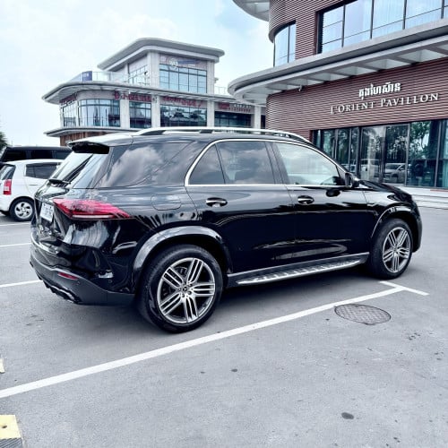 2020 GLE350 V4 2.0L ប្រភេទឡាន Dealer ហ្សុីនមួយជុំ