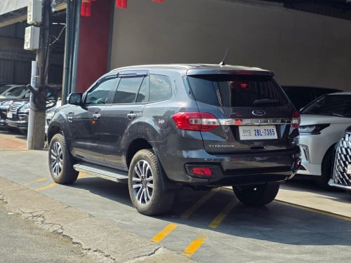2021 EVEREST titanium
