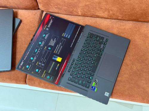 Asus Zephyrus G16 GU603VV ( 99% )CPU Core i9-13th, RAM 16GB, SSD 1TB, VGA Nvidia RTX4060 8GB