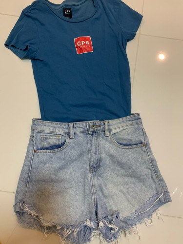 Resell ពាក់បានម្ដងdenim shorts