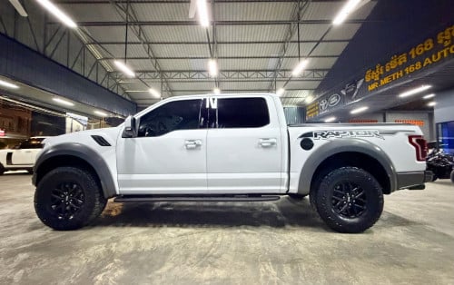 Ford F-150 Raptor 2017 ថ្មីដាច់