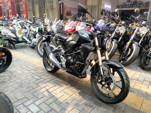 Honda CB 250 2019 99% ជប៉ុន