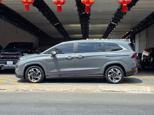 HYUNDAI CUSTIN 2025