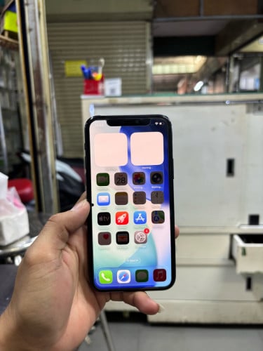 Iphone11Proតូច 64G CH sim2 អ៊ុចអេក្រង់តិច សានុំស្រុីន