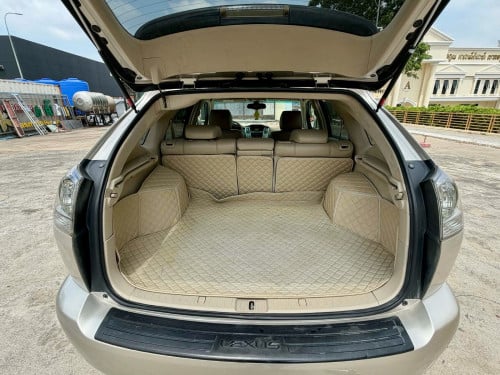 Lexus 330 ឆ្នាំ04 ប៉ុង1ម្ចាស់ដេីមដែកបាតស្អាតខ្ចីរំលស់សុត100%បាន