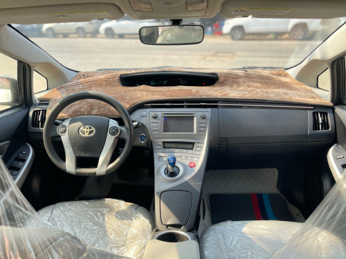 Prius 2012 Option up3 ឡានស្អាត