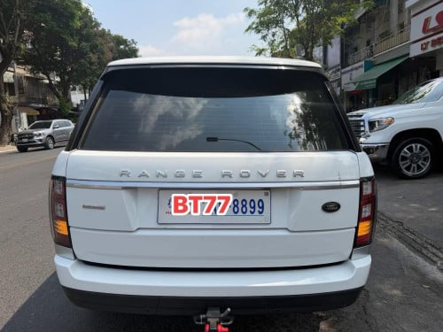 Rang Rover Vogue Autobiography ឆ្នាំ2014 full option ទឹកថ្នាំស្រុិនម៉ាជុំ100% (ម៉ាស៊ូត)
