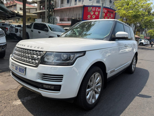 Rang Rover Vogue Autobiography ឆ្នាំ2014 full option ទឹកថ្នាំស្រុិនម៉ាជុំ100% (ម៉ាស៊ូត)