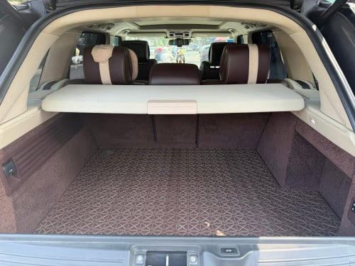 Rang Rover Vogue Autobiography ឆ្នាំ2014 full option ទឹកថ្នាំស្រុិនម៉ាជុំ100% (ម៉ាស៊ូត)