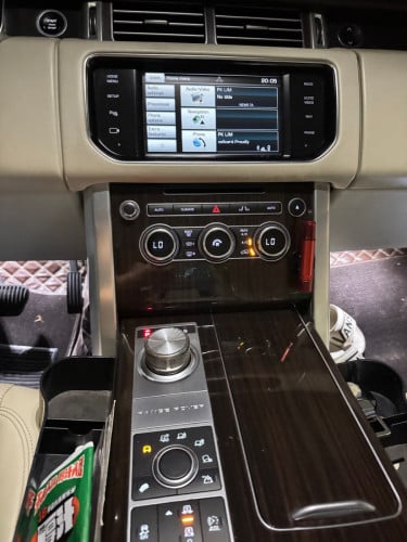 RANGE ROVER HSE 2014 លក់បន្ទាន់ ២៣០០០ ដាច់