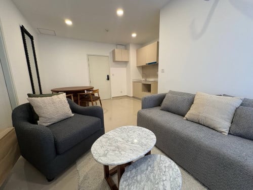 Resale Two Bedroom condo Parkland