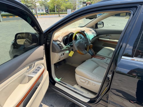 RX 330