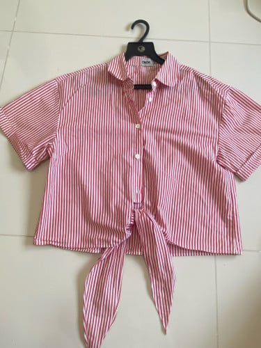 Resell ពាក់បានម្ដងshirt