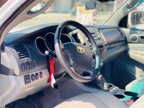 Tacoma 05 លេខដៃប៉ុង2 មានហ្គេសស្រាប់ 12500$