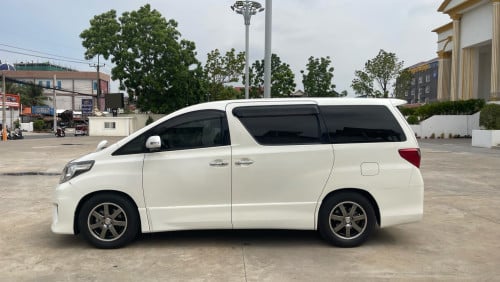Toyota alphard for sell
