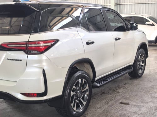 Toyota Fortuner 2021 Legender Full option