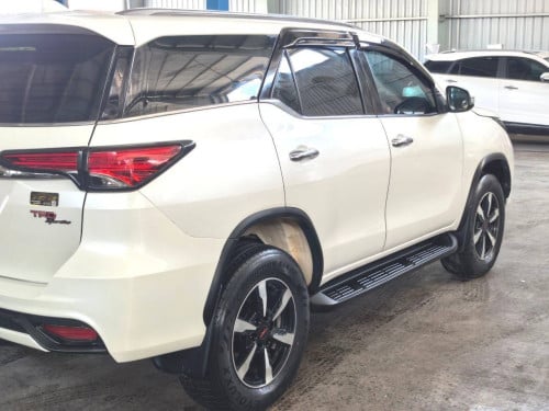 Toyota Fortuner TRD 2020 Full option