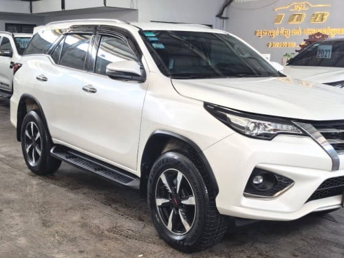 Toyota Fortuner TRD 2020 Full option