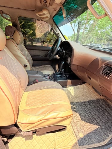 Toyota Land Cruiser 1992 បង់រំលោះបាន២៥ខេត្តក្រុង