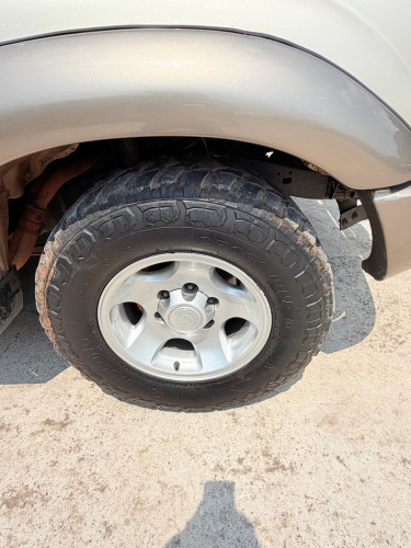 Toyota Land Cruiser 1992 បង់រំលោះបាន២៥ខេត្តក្រុង