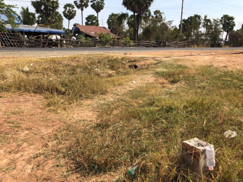 ដីលក់នៅជិតរោងចក្រជាប់ផ្លូវធំ