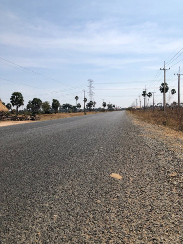 ដីលក់នៅជិតរោងចក្រជាប់ផ្លូវធំ
