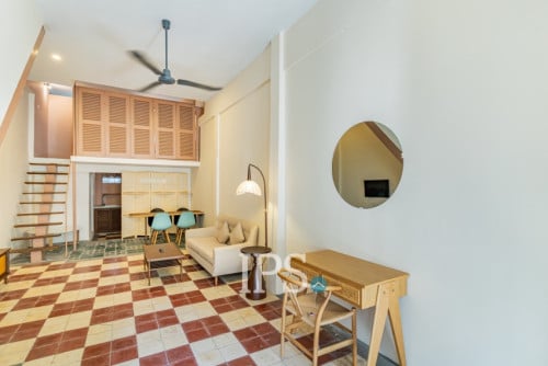 ផ្ទះល្វែង ៣ បន្ទប់គេងសម្រាប់លក់ - ចតុមុខ, ភ្នំពេញ