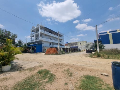 ដីជួល មានបន្ទប់ទឹក សូឡា ទំហំ 12×23