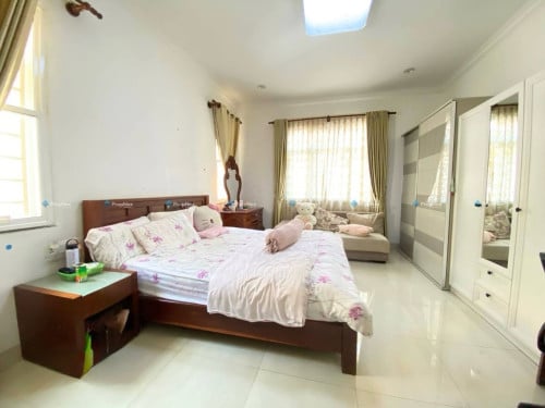 វីឡាទោលលក់បន្ទាន់ក្នុងបុរីម៉ូនថោន (borey moon town)