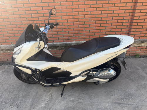 ម៉ូតូលក់ Honda PCX 2018 ជប៉ុន 125CC តម្លៃ 2200$ ចរចា