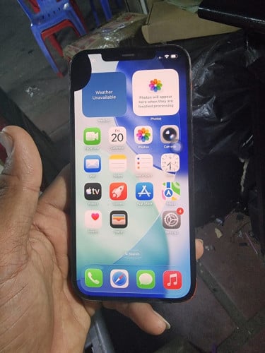 លក់iphne 12pro max  no scen pass wifi ជាំអេក្រងកែងលើ