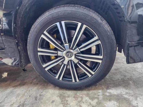 លក់Lx570/18:111000$តវ៉ាបាន