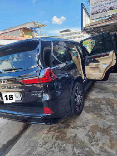 លក់Lx570/18:111000$តវ៉ាបាន