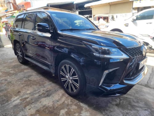 លក់Lx570/18:111000$តវ៉ាបាន