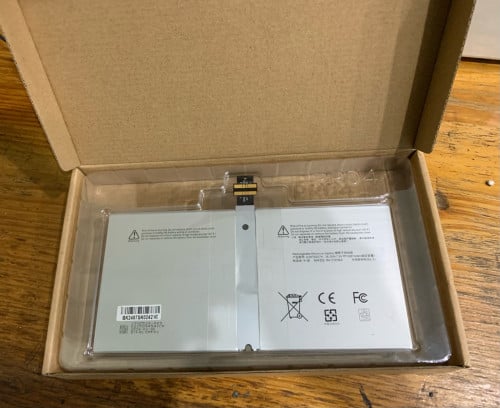 ថ្ម Surface Pro 4