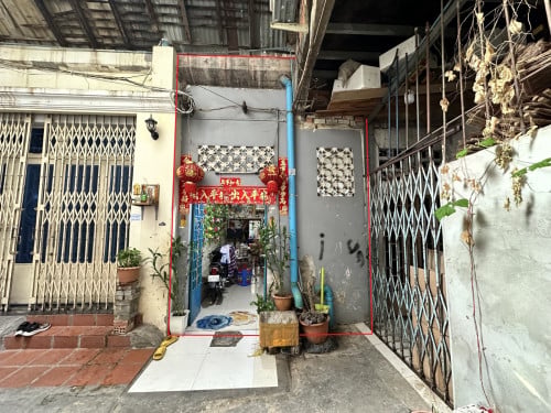 ๐ฆHouse Available for Urgent Sale at a Special Price (Negotiable).