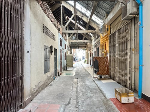 ๐ฆHouse Available for Urgent Sale at a Special Price (Negotiable).