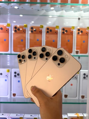16promax Desert 256GB មួយទឹក មានម៉ាសុីនច្រើនសម្រាប់រើស