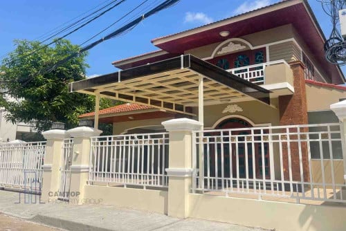 3 Bedroom Villa For Rent In Borey Chomkamon Is Available Now.