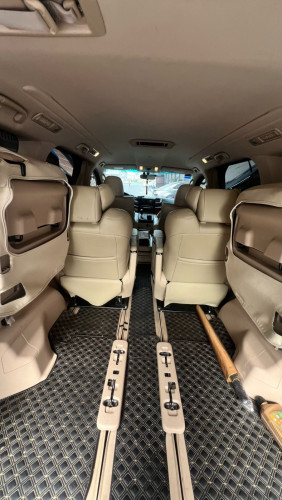 ALPHARD 2011 For Rent /出租