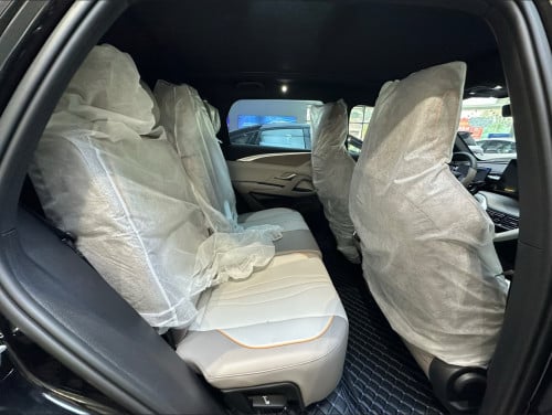 BYD Sealion5 តម្លៃ 25,500-28,800$