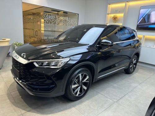 BYD Sealion5 តម្លៃ 25,500-28,800$
