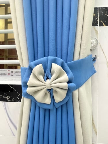 Curtains decor
