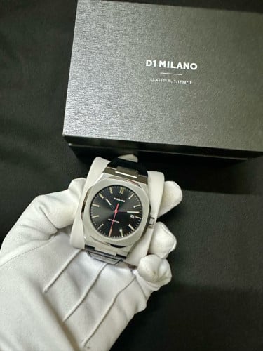 D1 Milano automatic silver new 98% full box