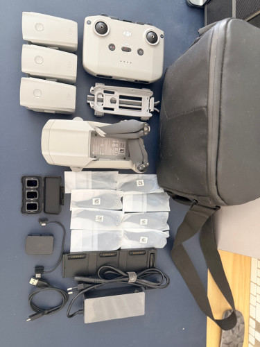 DJI Air 2 more Combo