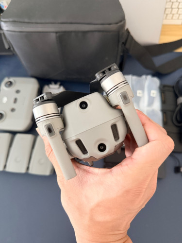 DJI Air 2 more Combo